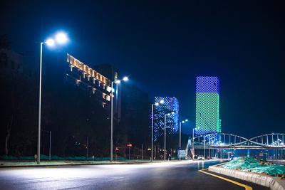 照亮美麗寶龍|寶龍片區(qū)道路提升改造EPC項目道路亮化工程