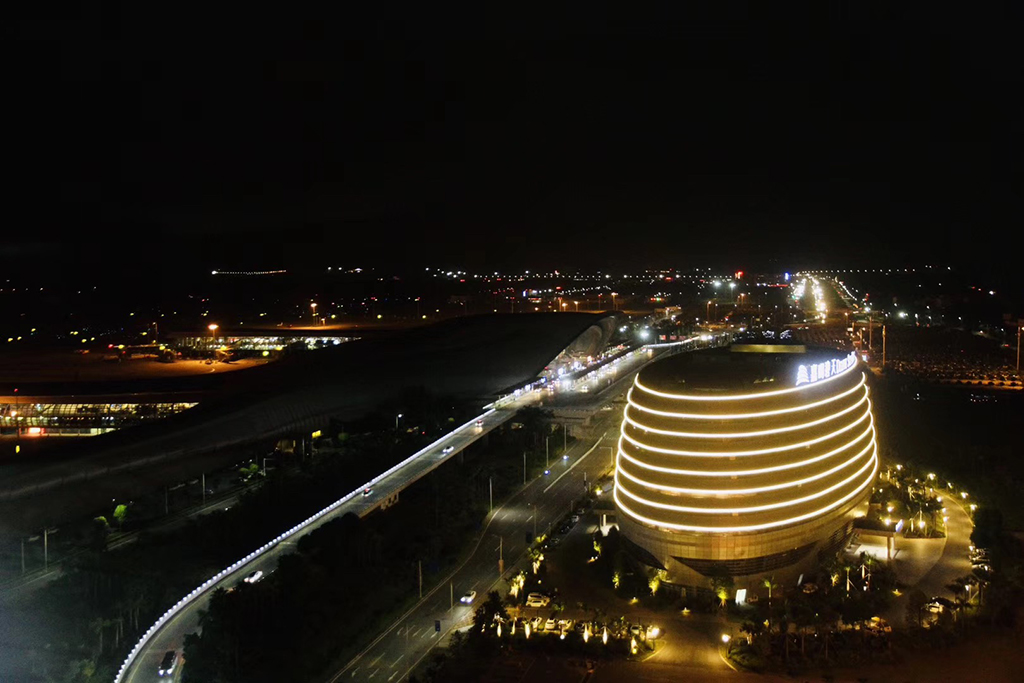 南寧嘉晹碧天酒店景觀亮化照明工程——2020神燈獎申報工.